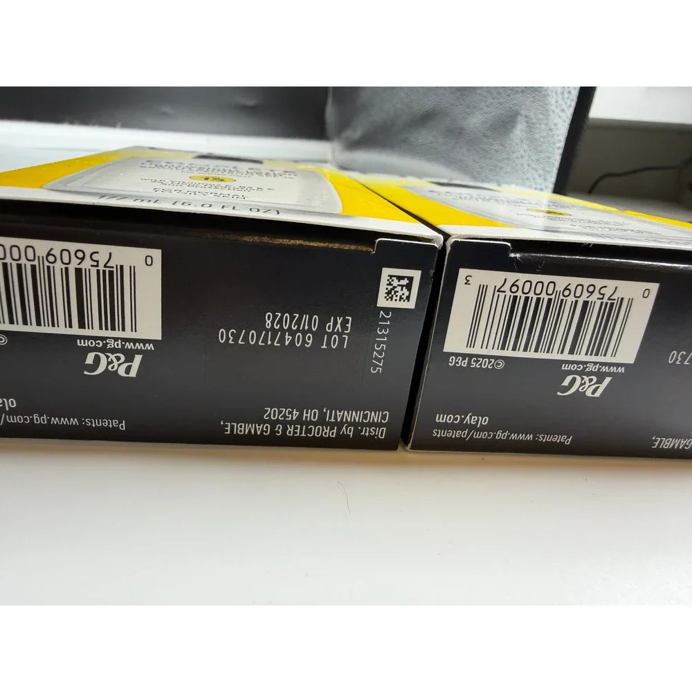 Lot of 2 Olay Complete Daily Moisturizer SPF 15 Normal Oily Skin 6oz Exp 2028